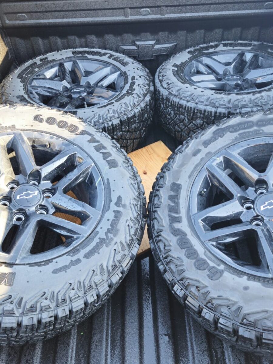 2026 trailboss wheels and tires