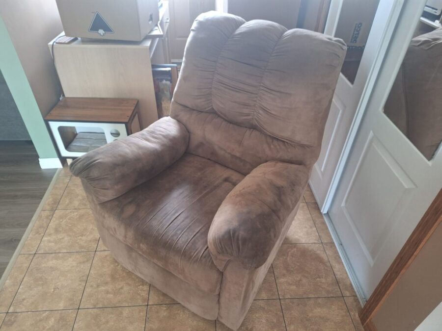 Rocker recliner