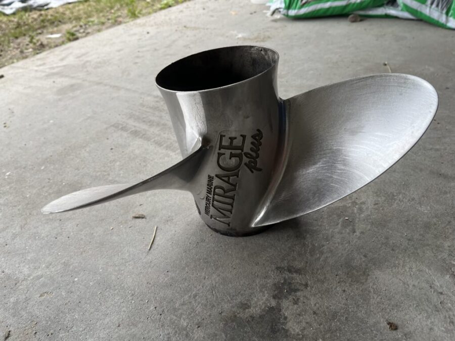 Mercury mirage plus 17p prop