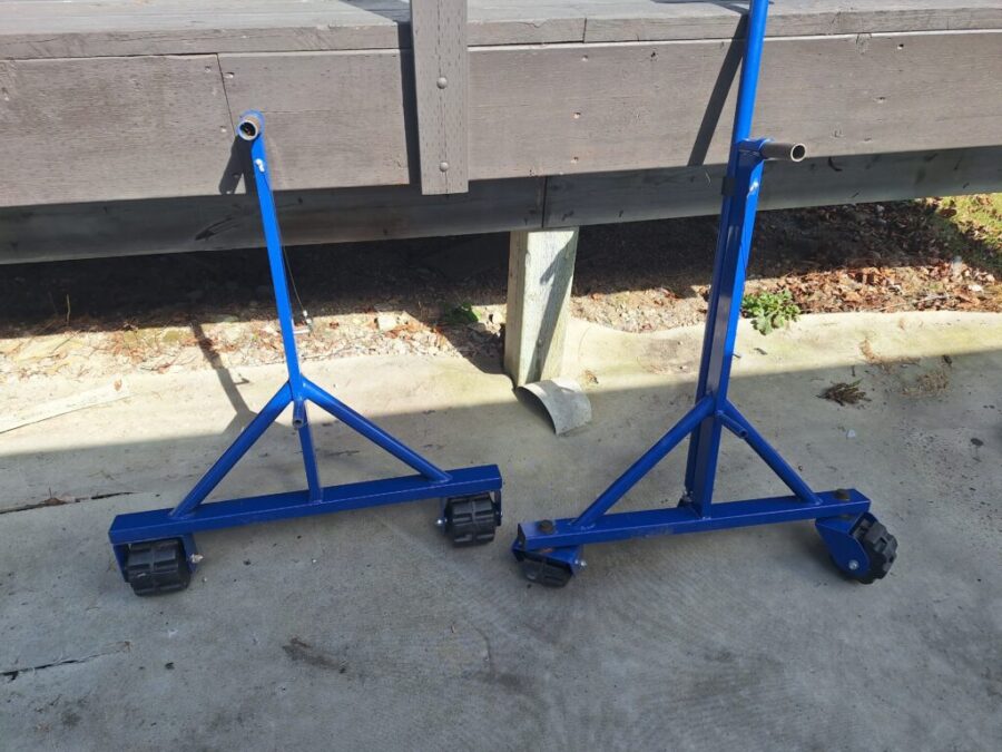 Moving wheel assembly