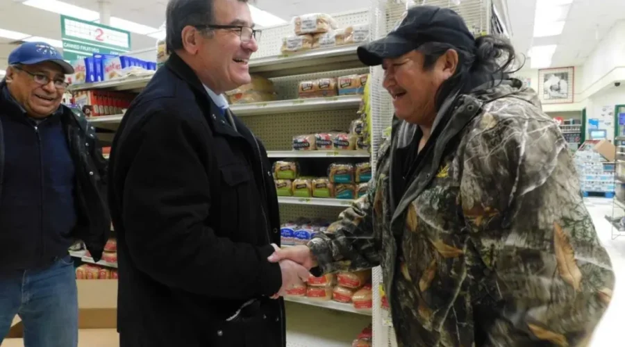 bn2_1 Bob Nault Starts Tour Of Kenora Riding