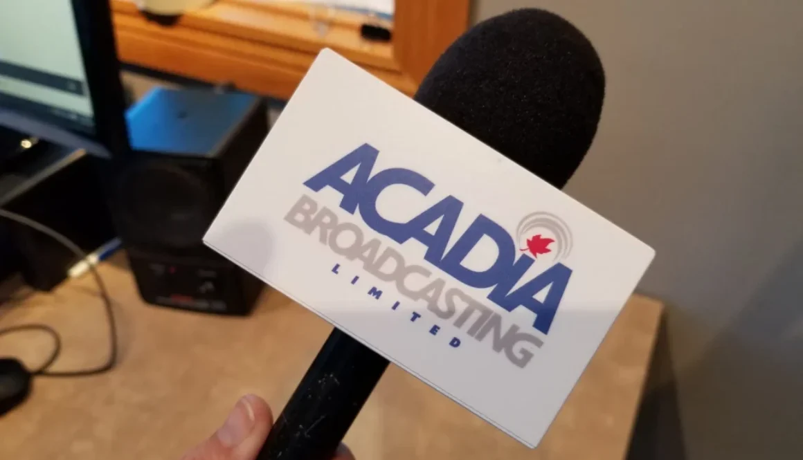acadia-broadcasting-microphone-flash