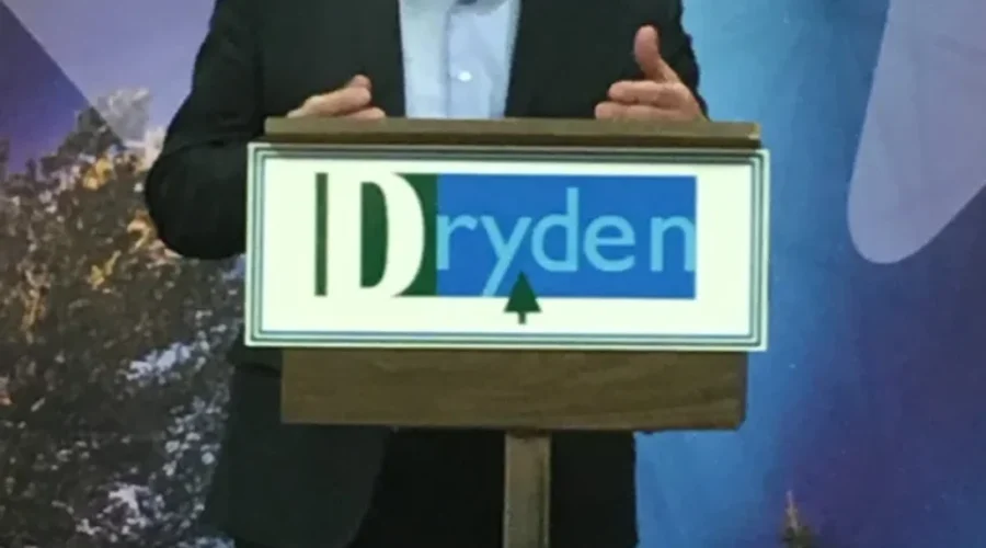 Bob Nault Meets With Dryden Officials To Discuss Future