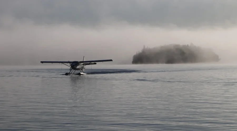 IMG_0615-1 Float Plane on Howey Bay