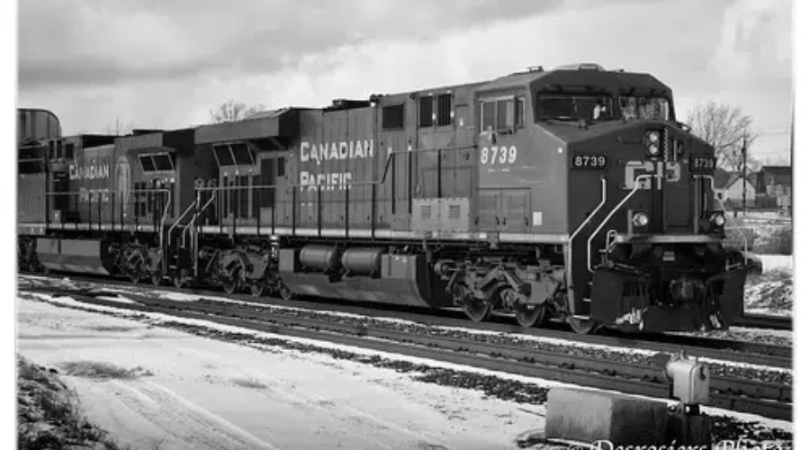 CP Rail Crossing at Glengoland Road Closed Sept 18