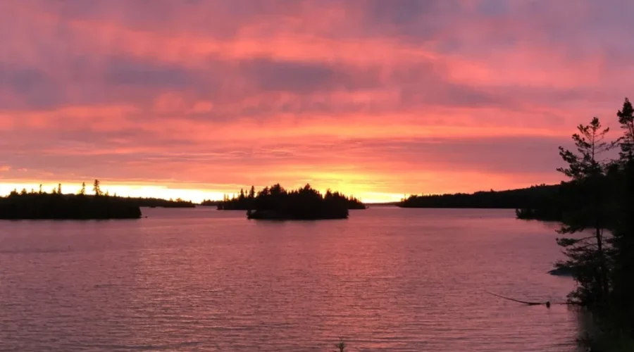 Carole-Broughton-End-of-August-Wabigoon-Lake-Soapstone-cottages-by-Polar-Star-1 It’s Not Mars…..It’s Sunset Country!