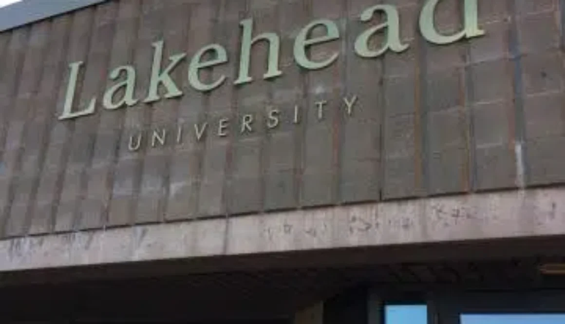 Lakehead20University20outside_47-1