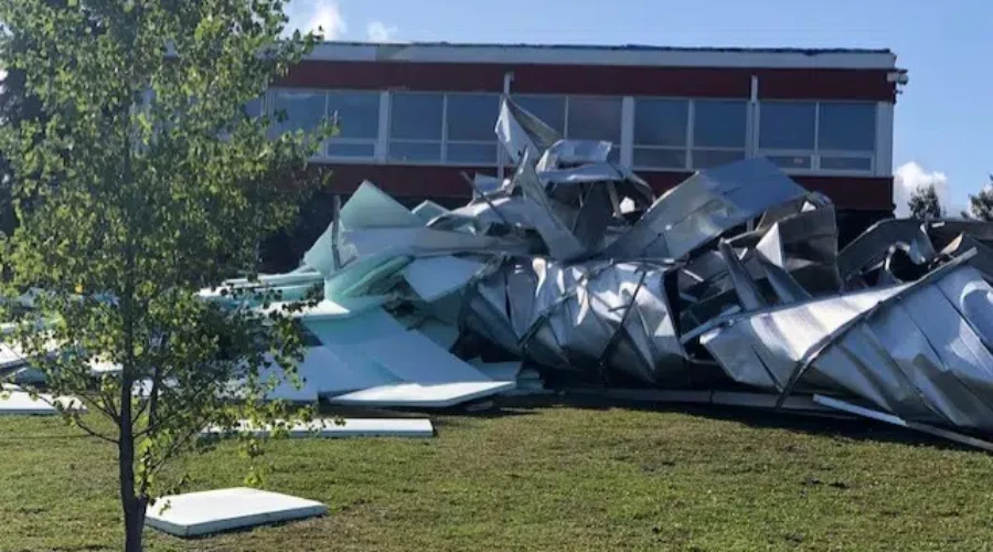 Red Lake Resident Says Community Has Come Together As One