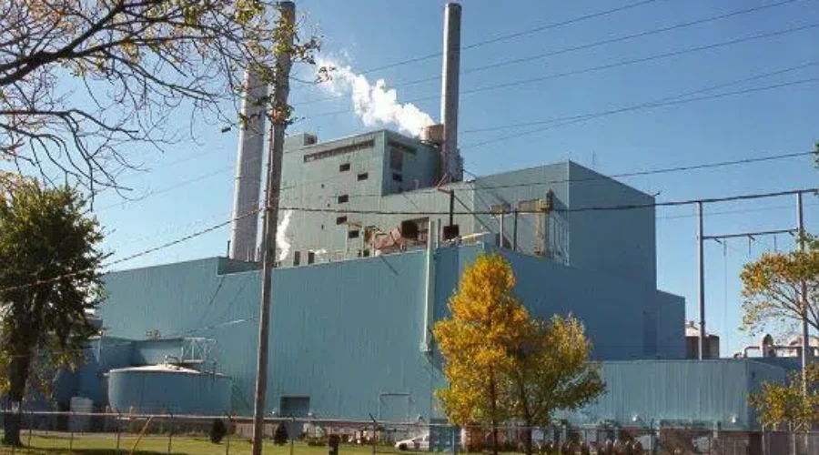 Resolute-Forest-Products-Kraft-Mill-1-1 Still No Buyer For Fort Frances Mill