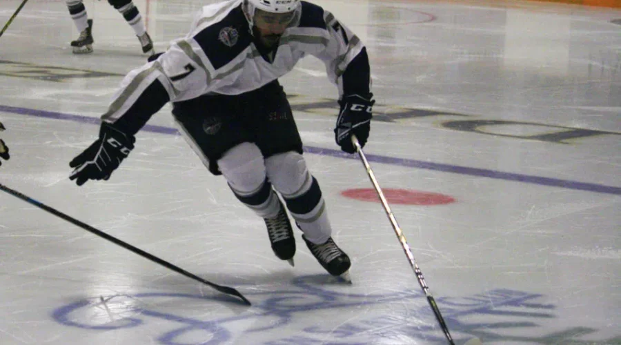 Ice Dogs Pick Up Two Important Wins
