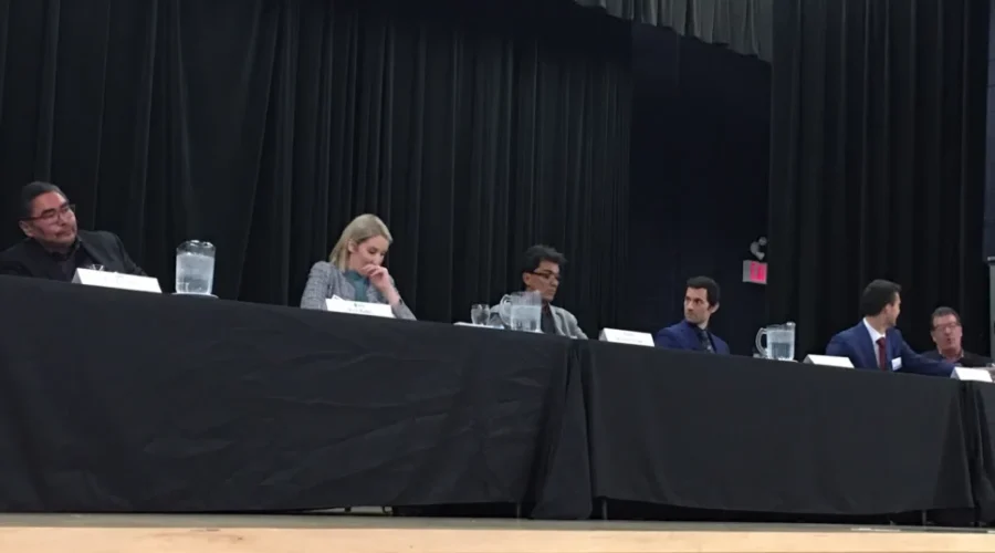 Packed House For All-Candidates Forum In Kenora