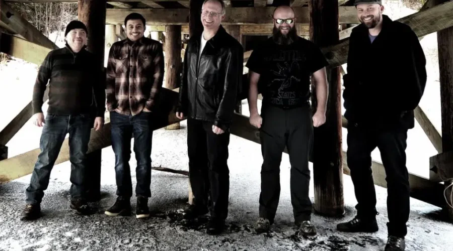 Ragged Road Releases New Single “Muddy Waters”