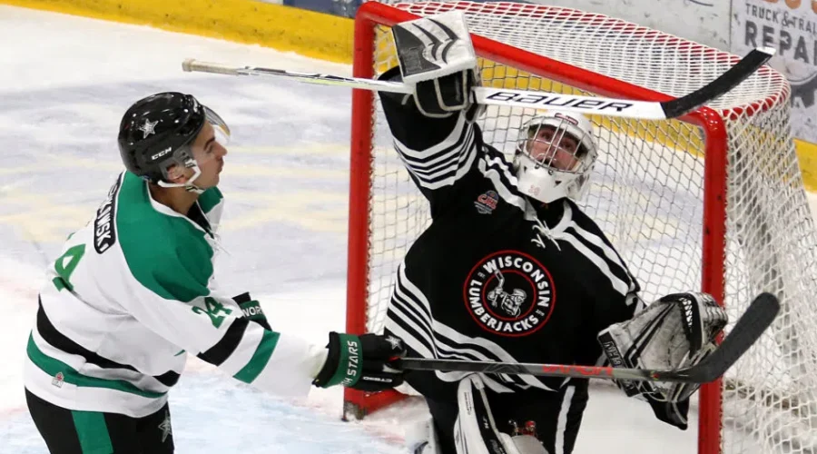 Cody-Bruchkowski-Nathan-Mueller-952x659-2 North Stars Blank Wisconsin