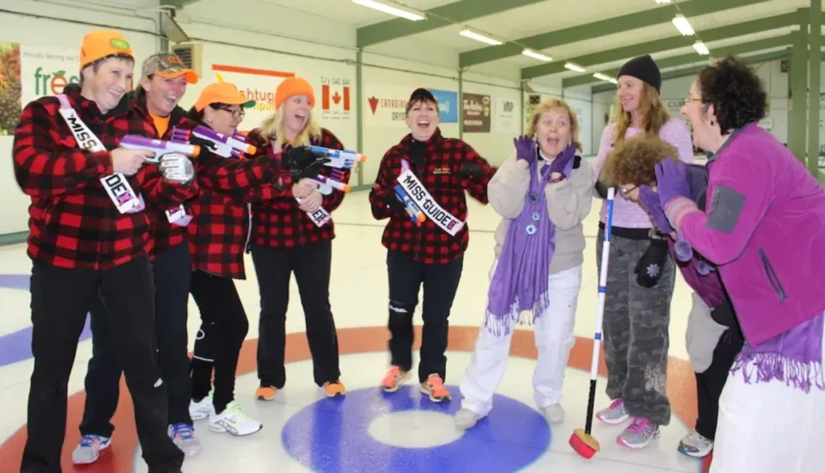 Sioux-Lookout-teams-face-off-FI-1