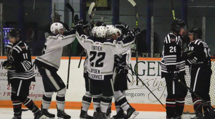 Ice Dogs Secure 6-2 Win On Home Ice