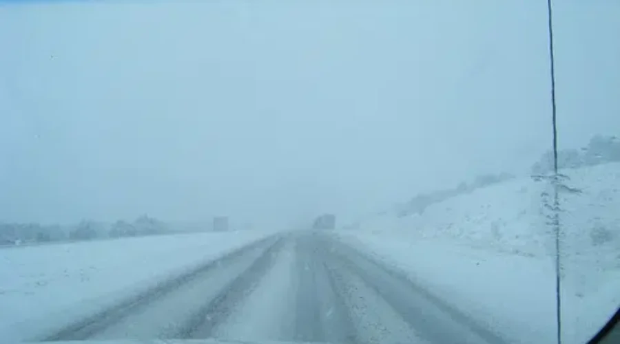 4733031685_d3cc95c9b9-1 Snow Prompts Weather Alert
