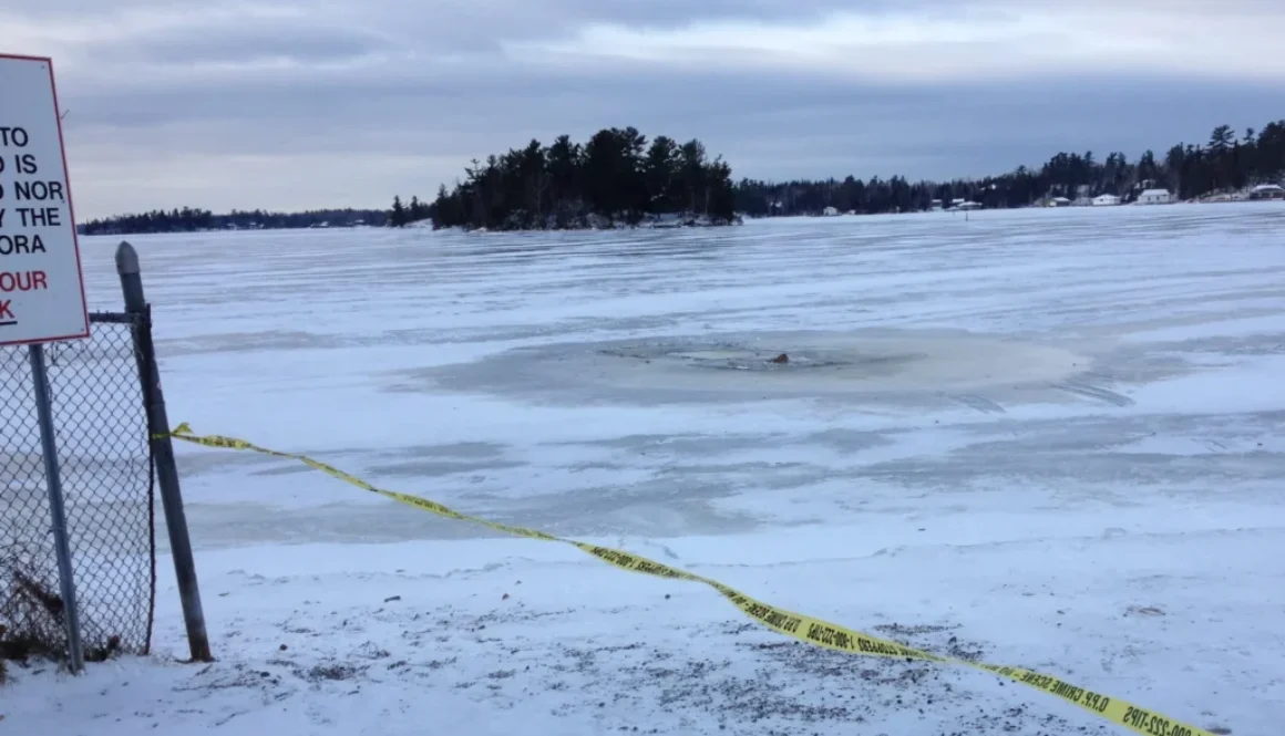 car-through-ice-1