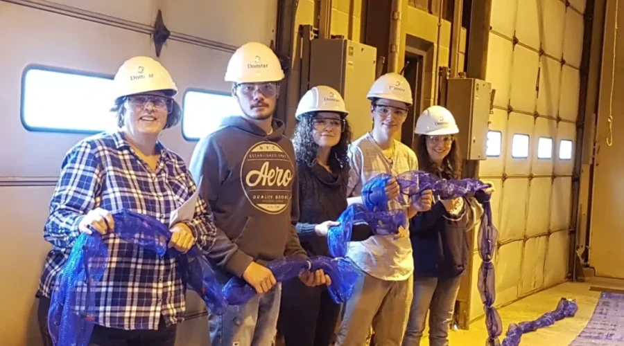 DHS Ambassadors Instrumental In Domtar Parade Float