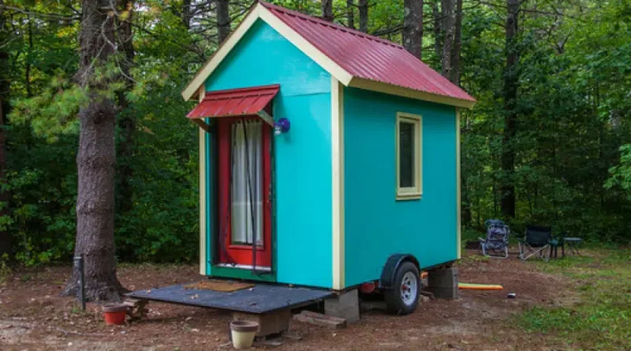 tinyhome-1 Province Introduces Tiny Home Guide