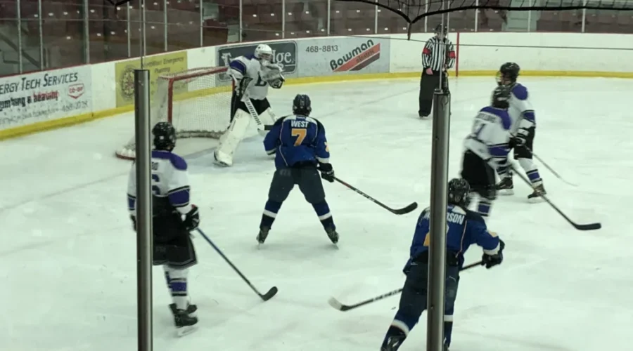 017CD68B-A3A6-42A9-8A2F-2A2FCC815E33-1 Two Wins For Eagles In Kenora