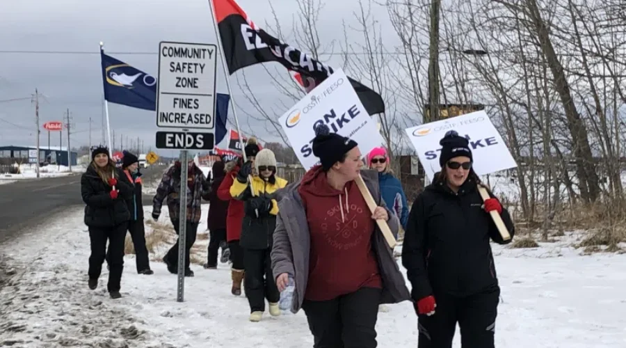 OSSTF-strike-Fort-Frances-Dec-2019-3-800x450-2 Teachers Union Stands Behind Job Action