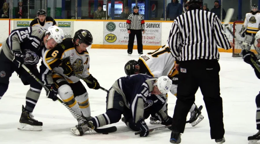 RL-DRY-952x659-2 Red Lake Outlasts The Ice Dogs