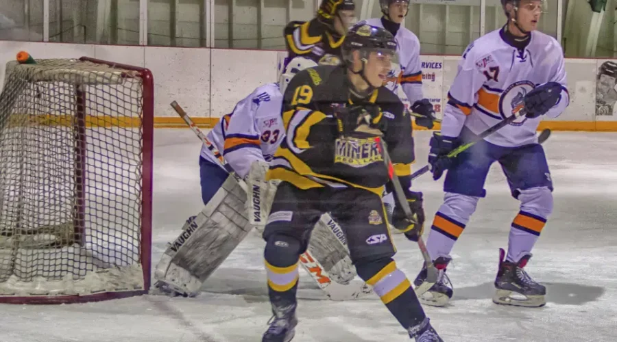 Baranesky Shines In Miners Win