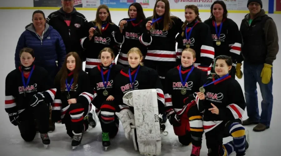 bantam-1 Gold For Dryden Knights Hockey Team