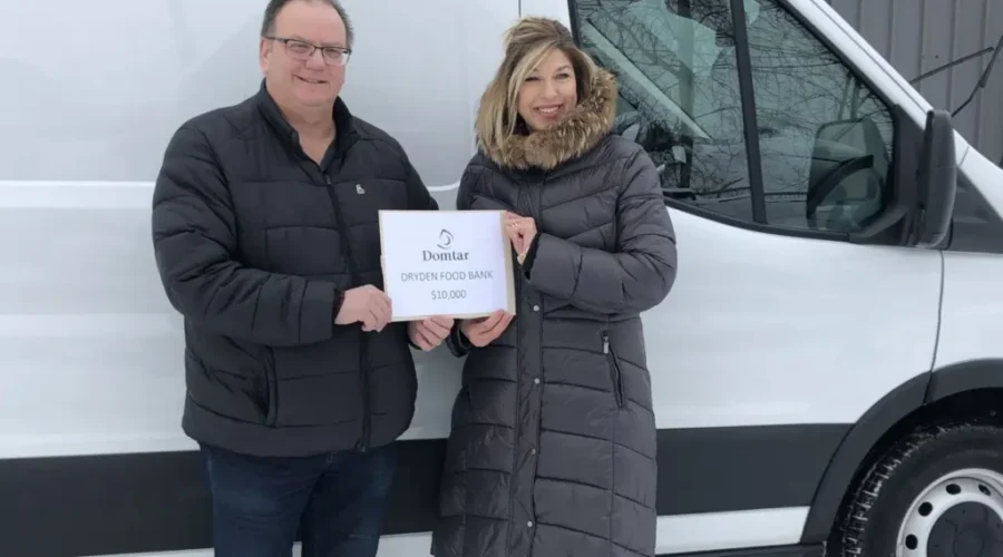 Domtar Donates $10,000 To Food Bank