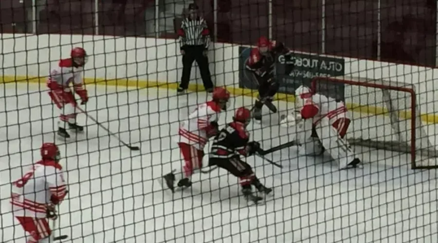 thsitlescougars-1-1 12 Consecutive Losses For Kenora Thistles