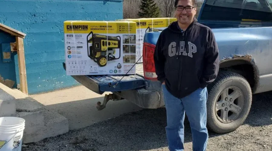 Chief-Rudy-Turtle-picking-up-generator-for-Grassy-Narrows-768x1024-2 New COVID-19 Equipment For Treaty #3 Communities