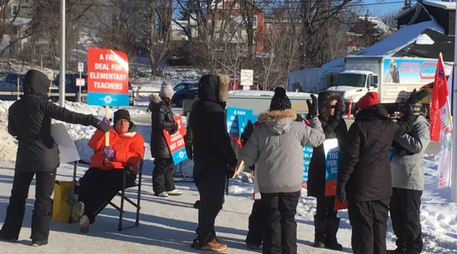 etfo-strikers-800x450-2 Some Contract Details For Teachers Unions