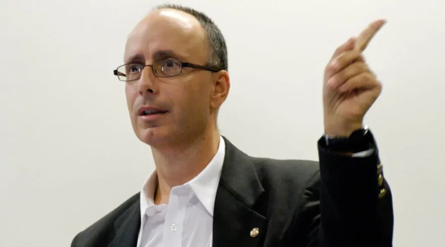 LU Professor Looks At National Deficit Numbers