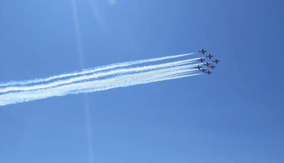 snowbirds-thunder-bay-800x450-2