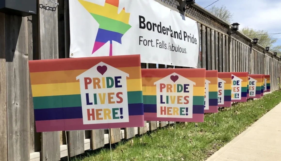 borderland-pride-lives-here-2-signs