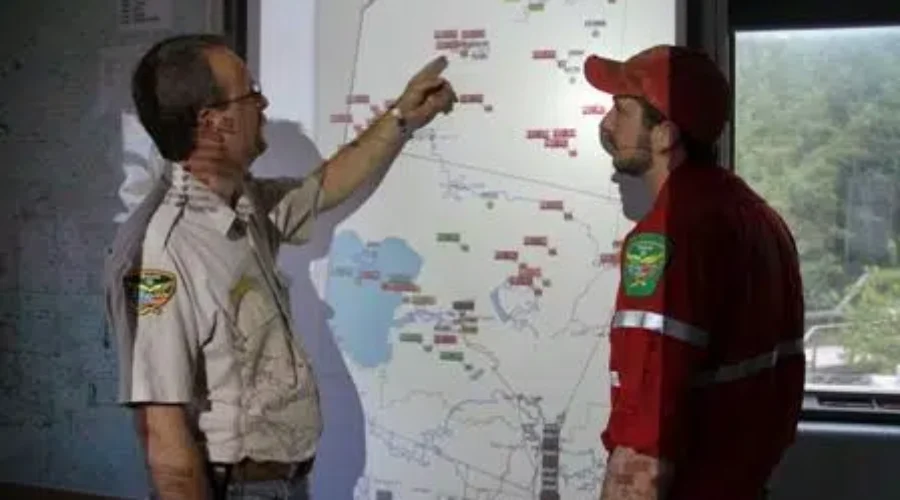 Busy Weekend For MNRF Fire Crews