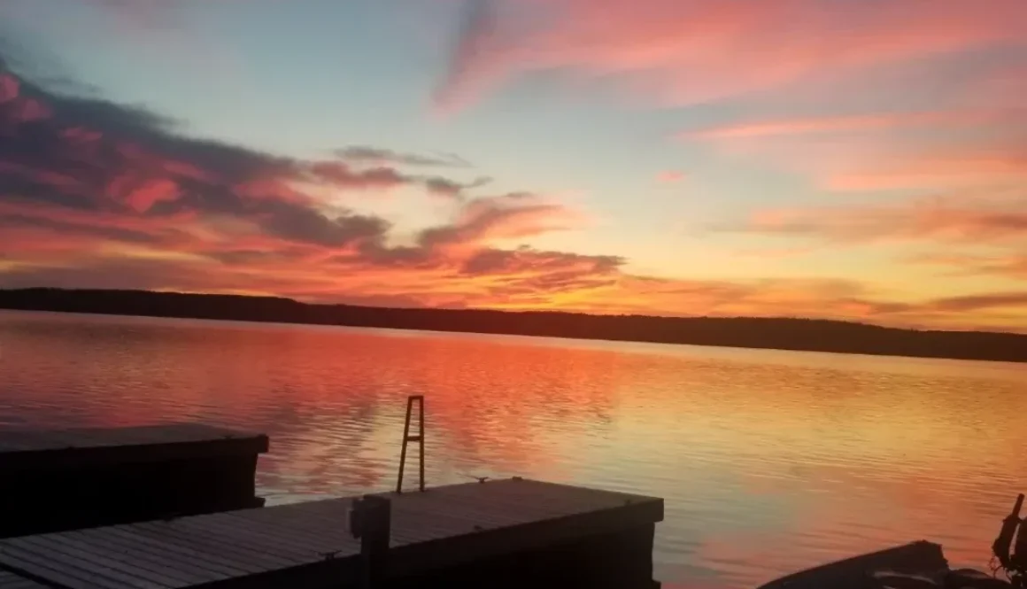 Nicole-Parsons-Sunrise-at-Gullrock-Lake-Lodge-in-Red-Lake-No-filter-needed-1-1