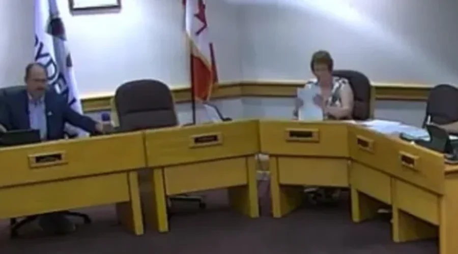 council25-1 Dryden Council Aware Of Colonization Name Concerns