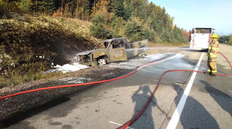 Wabigoon-Fire-Department-1 Wabigoon Tanker Helps Ignace Department Extinguish Vehicle Fire