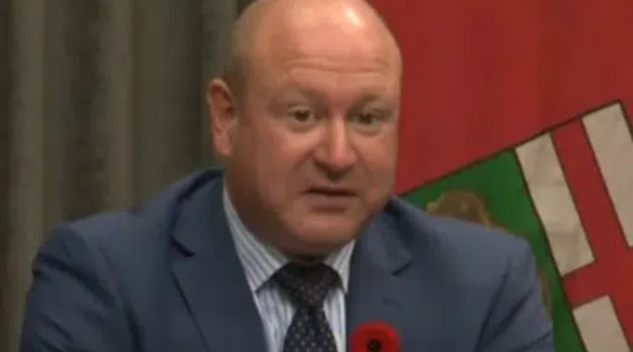 drroussin Manitoba Now Allowing Very Small Gatherings