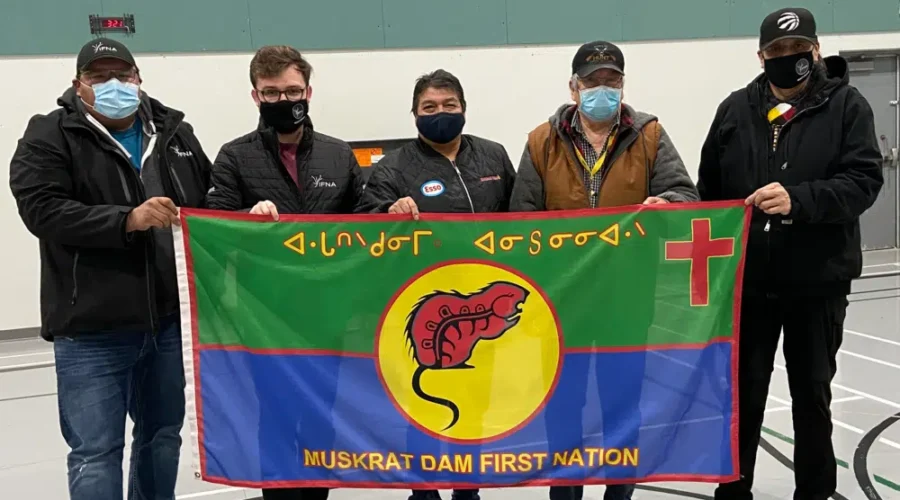 Muskrat Dam Receives COVID-19 Vaccines