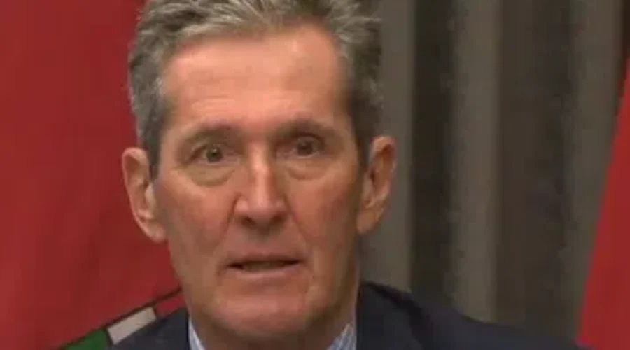 Manitoba Easing COVID Restrictions