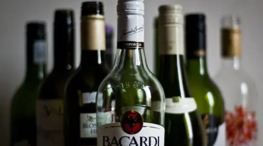 No Alcohol In Convenience Stores: Mayor