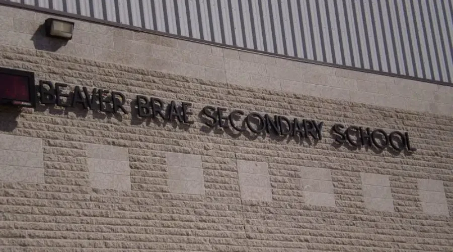 beaver-brae-school-003-800x450-1-1 Two Kenora Schools Report COVID-19