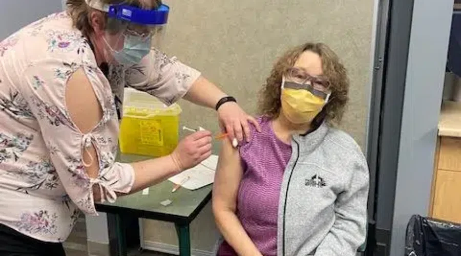 Dryden Hospital Gives First COVID-19 Vaccines To Staff