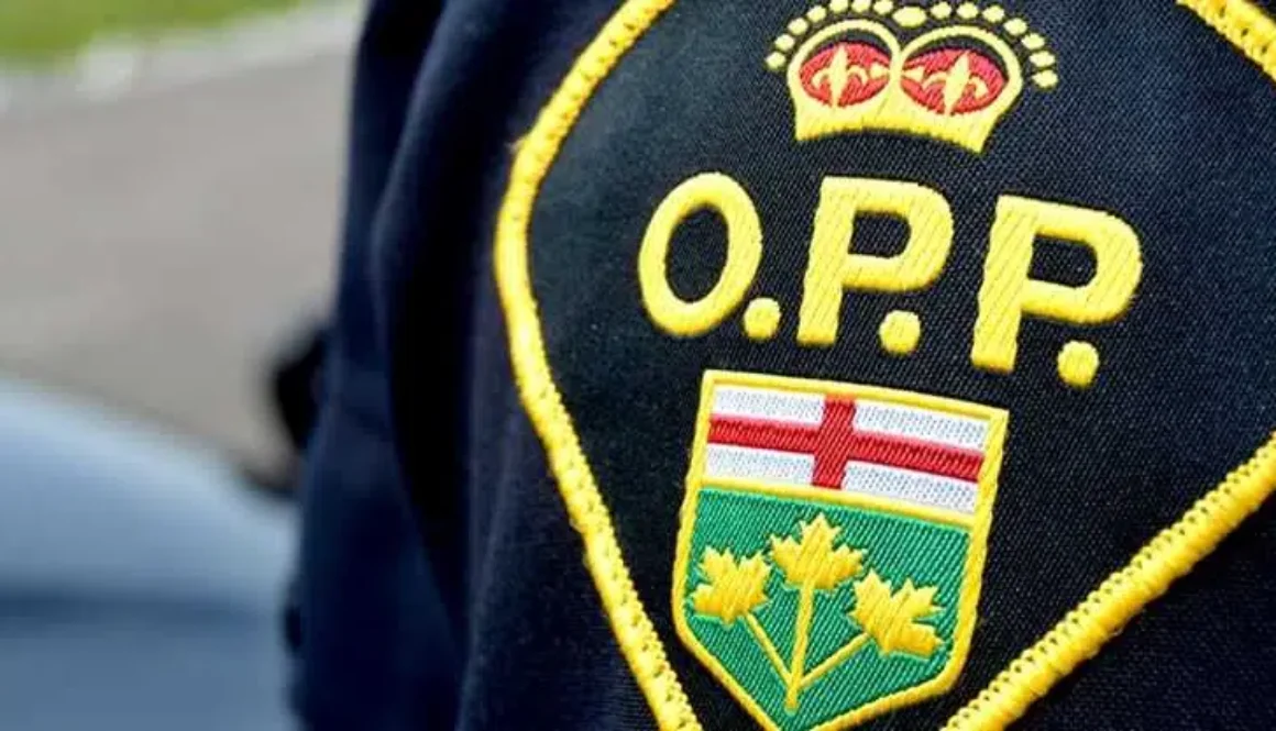 opp-shoulder-flash