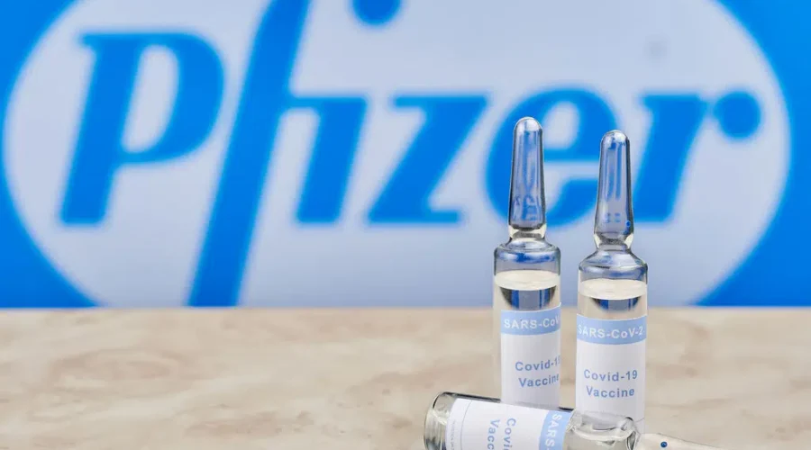 50714715547_f8553552f9_b Pfizer Doses Delayed, 318 New Ont. Cases