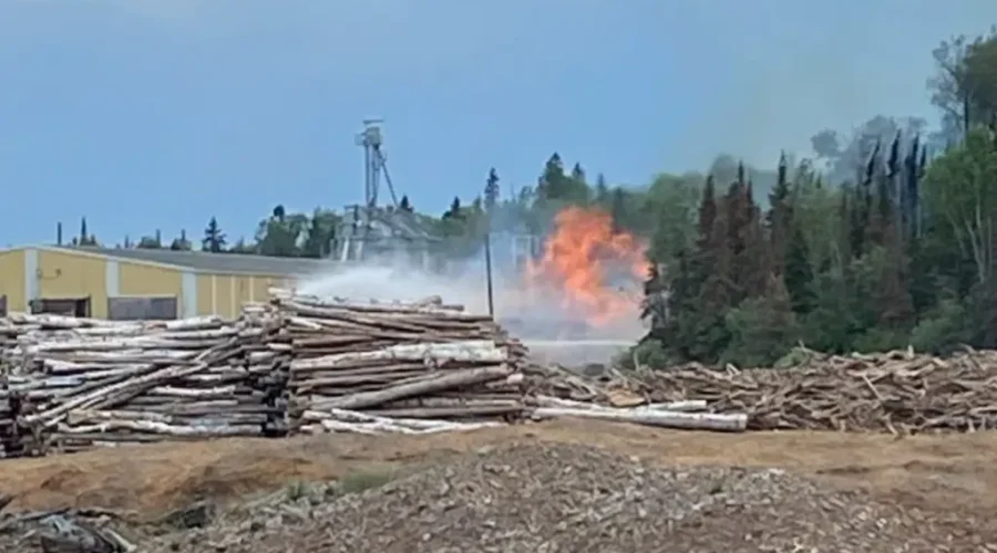 atikokan-fire-pic-one-1 Fire At Atikokan Plant