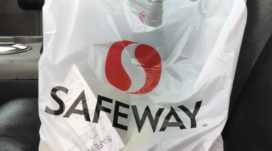safewayplastic-1 Dryden Safeway Store to Drop Plastic Bags