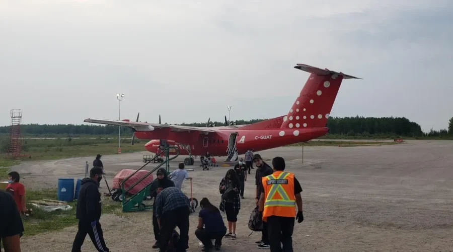 evac2-1 Some Head Home, Others Suggested To Leave